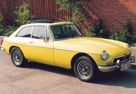 MG BGT V8